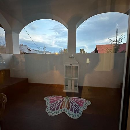 Attic 33 Apartment Campulung Moldovenesc Bagian luar foto
