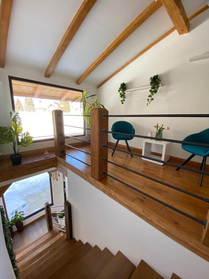 Attic 33 Apartment Campulung Moldovenesc Bagian luar foto